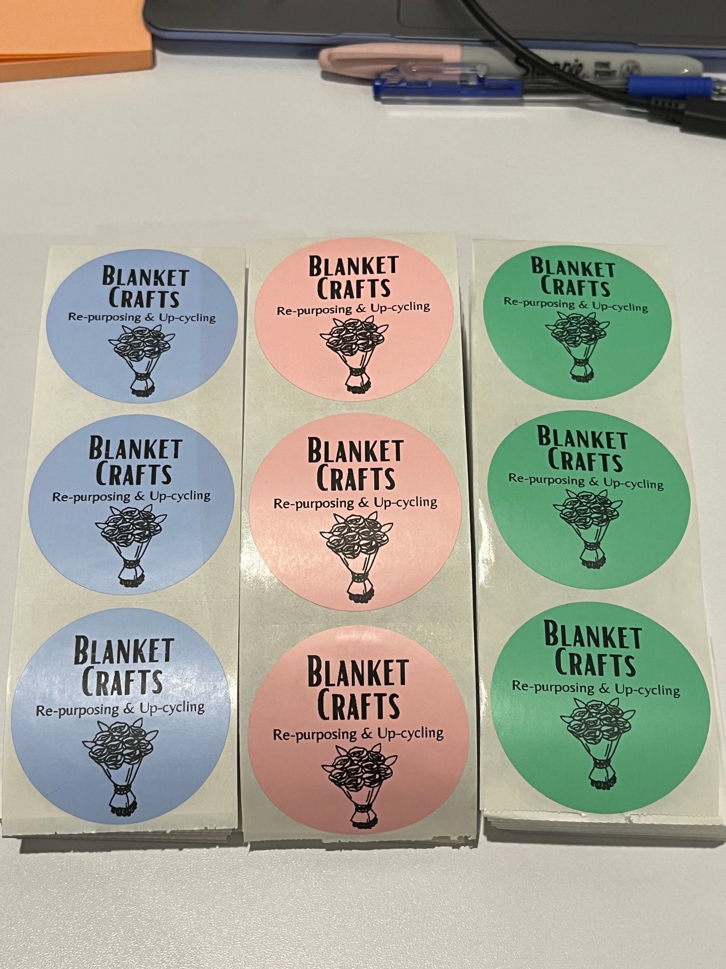 custom circle thermal stickers